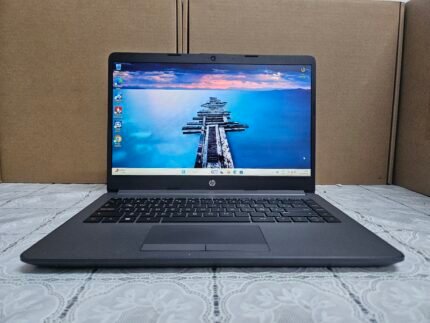 HP 240 G8 (I3-10th)