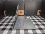 Asus VivoBook 17 X712J - Imagen 4