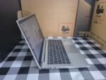 HP EliteBook 830 G7 - Imagen 4