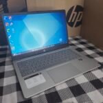 HP Laptop 14 em001la