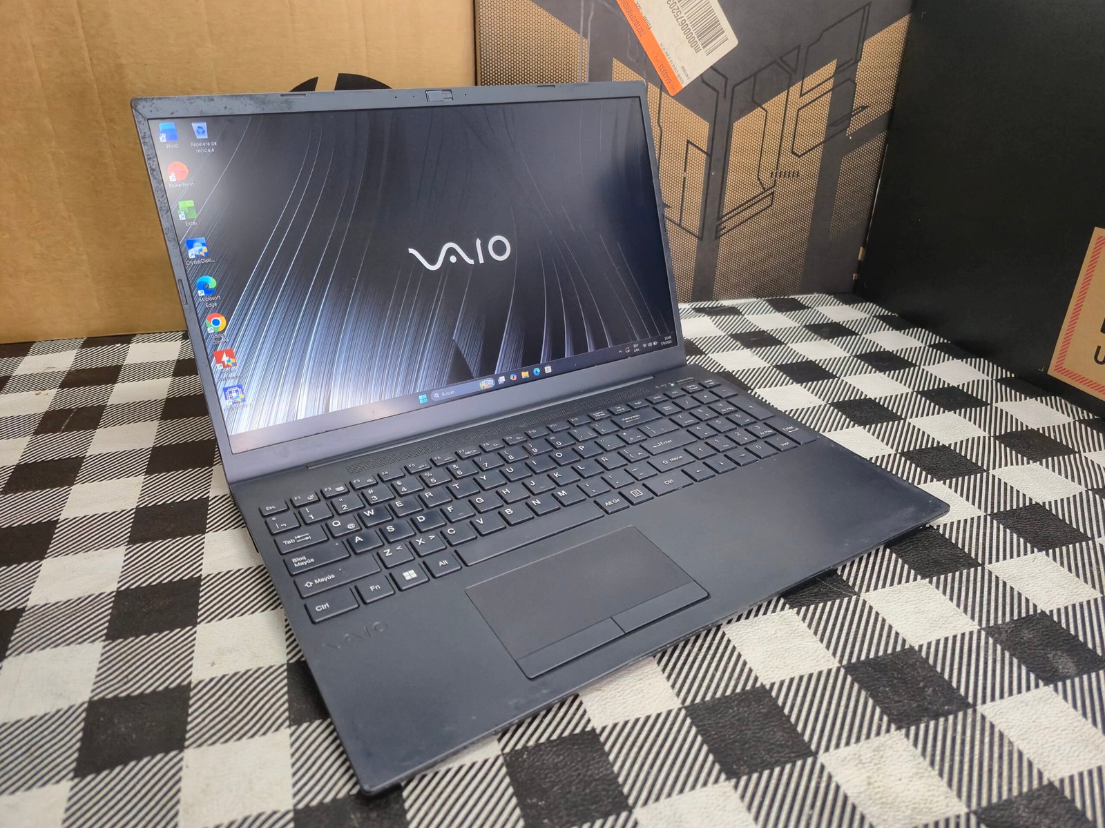 20260907_134910 Vaio VJFE54 - Imagen 1